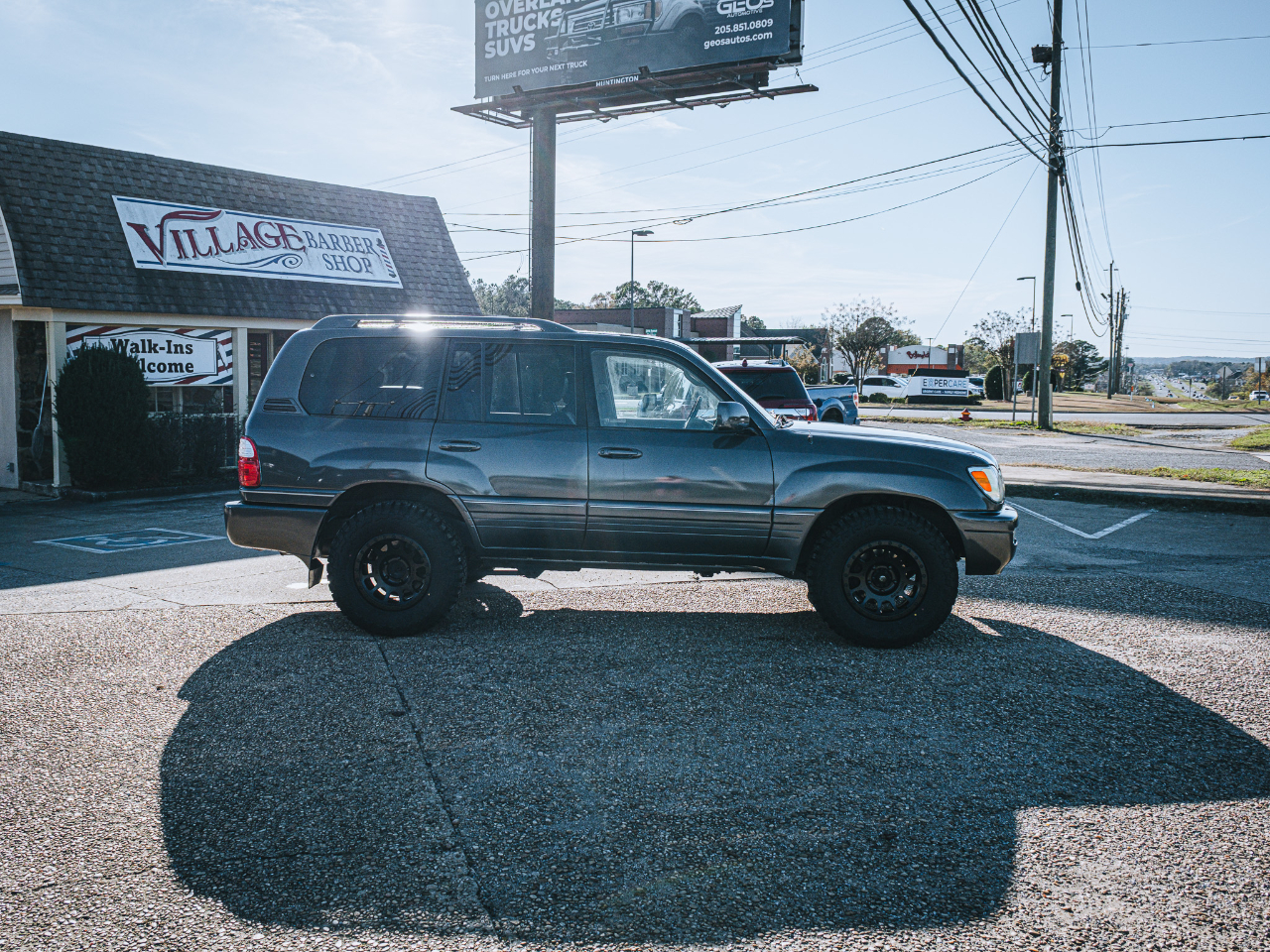 Lexus LX 470 Sport Utility 2004