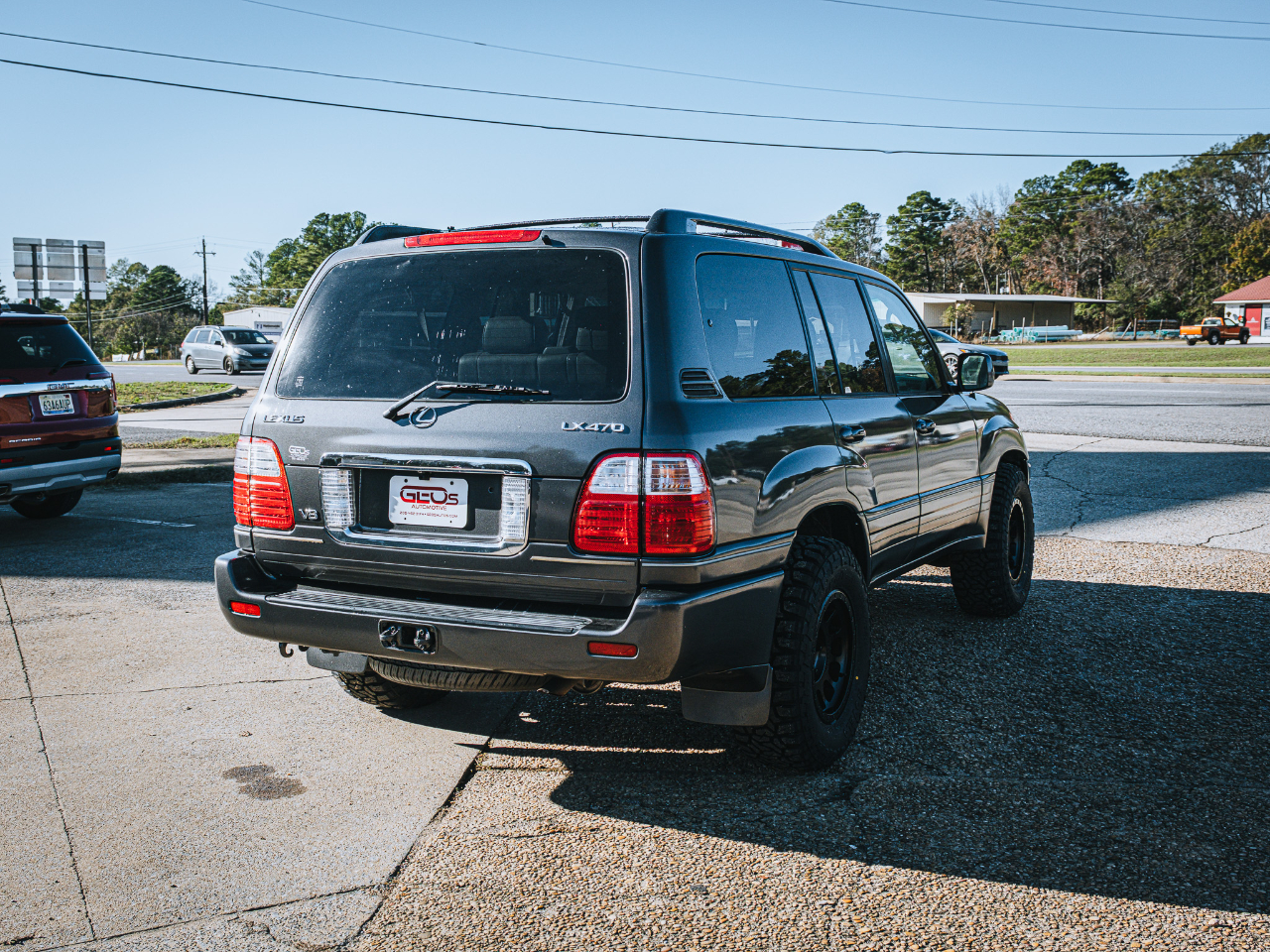Lexus LX 470 Sport Utility 2004
