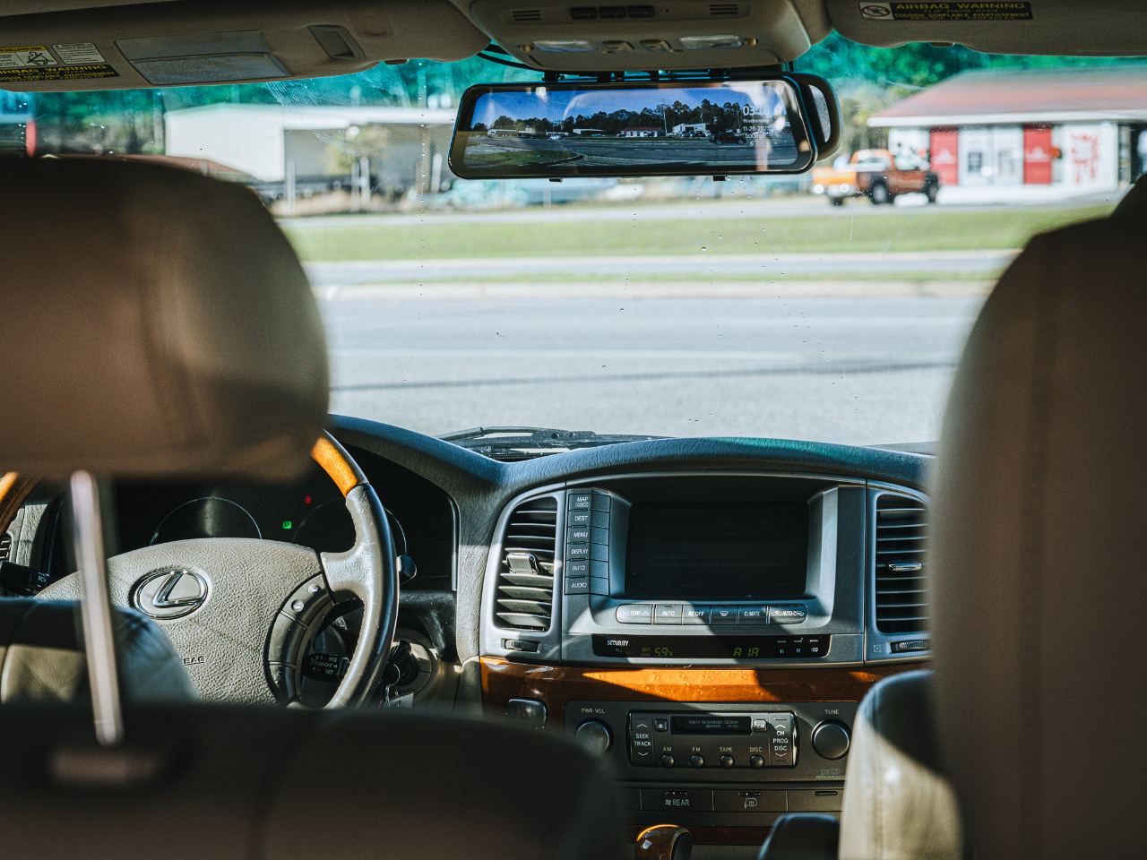 Lexus LX 470 Sport Utility 2004