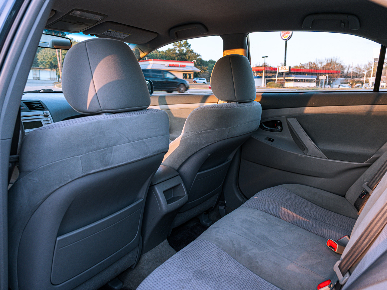 Toyota Camry Base 6-Spd AT 2011