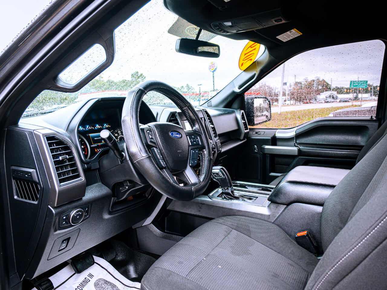 Ford F-150 Lariat SuperCrew 6.5-ft. Bed 4WD 2017