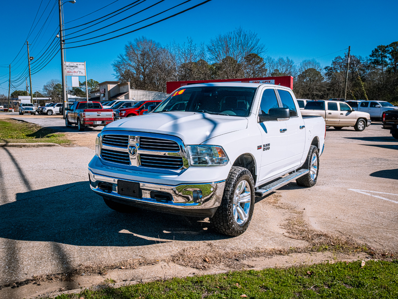 RAM 1500 SLT Crew Cab SWB 4WD 2014