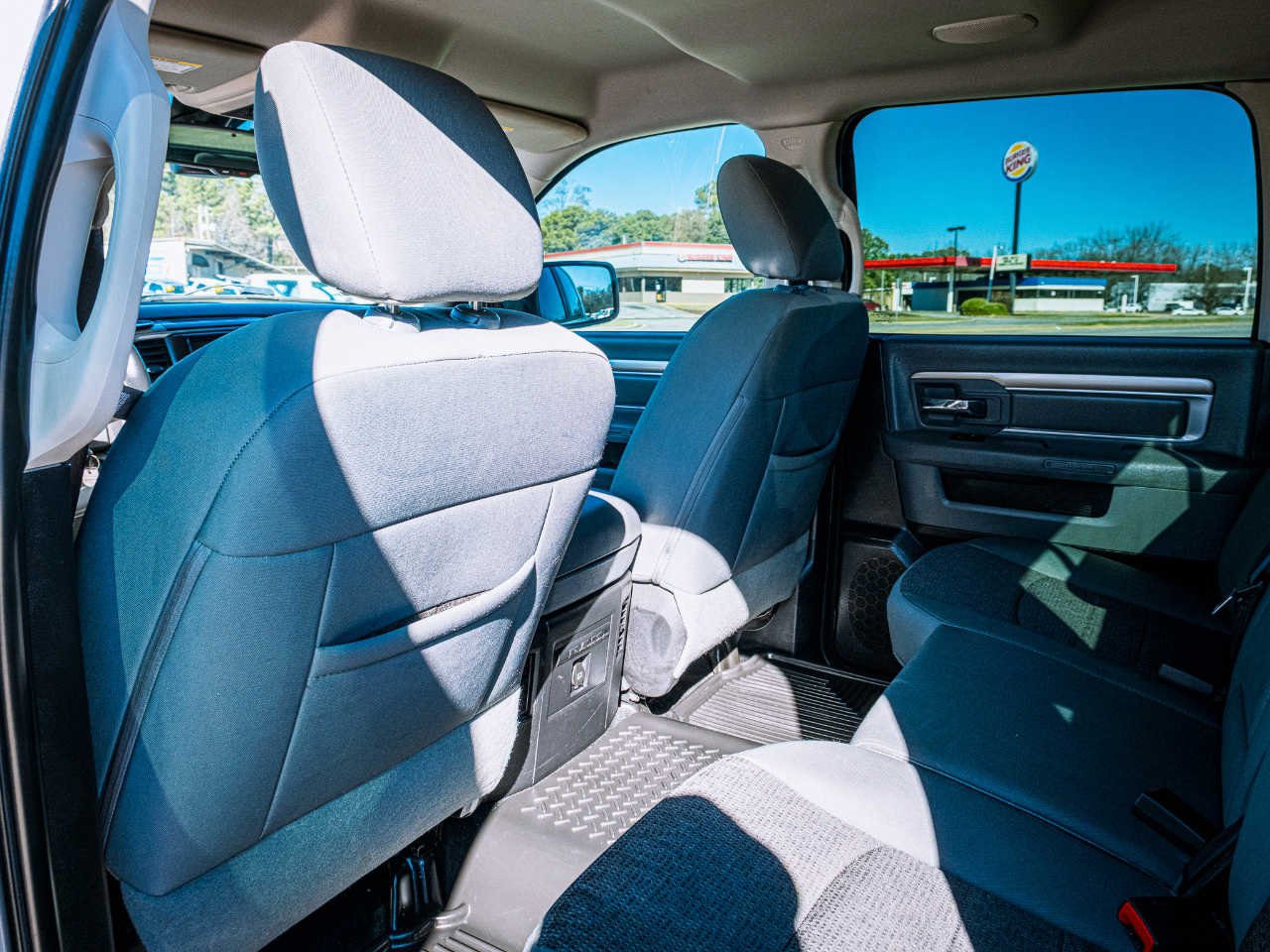 RAM 1500 SLT Crew Cab SWB 4WD 2014