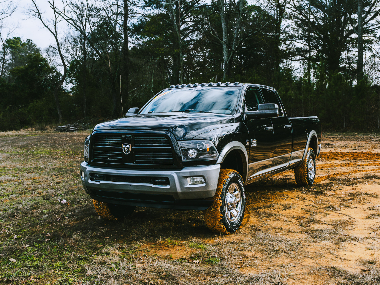 RAM 2500 Laramie Crew Cab LWB 4WD 2011