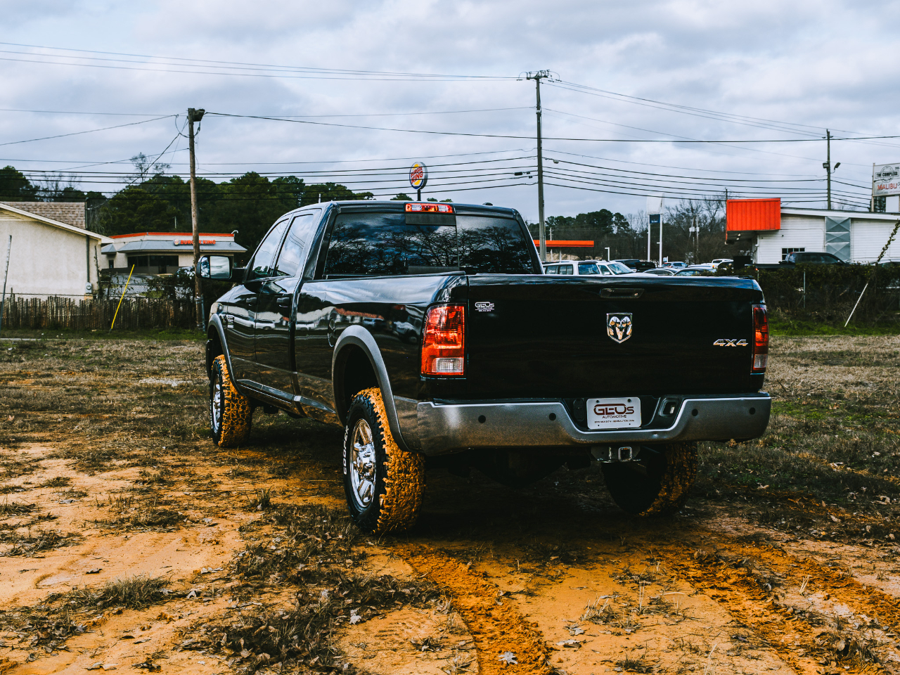 RAM 2500 Laramie Crew Cab LWB 4WD 2011