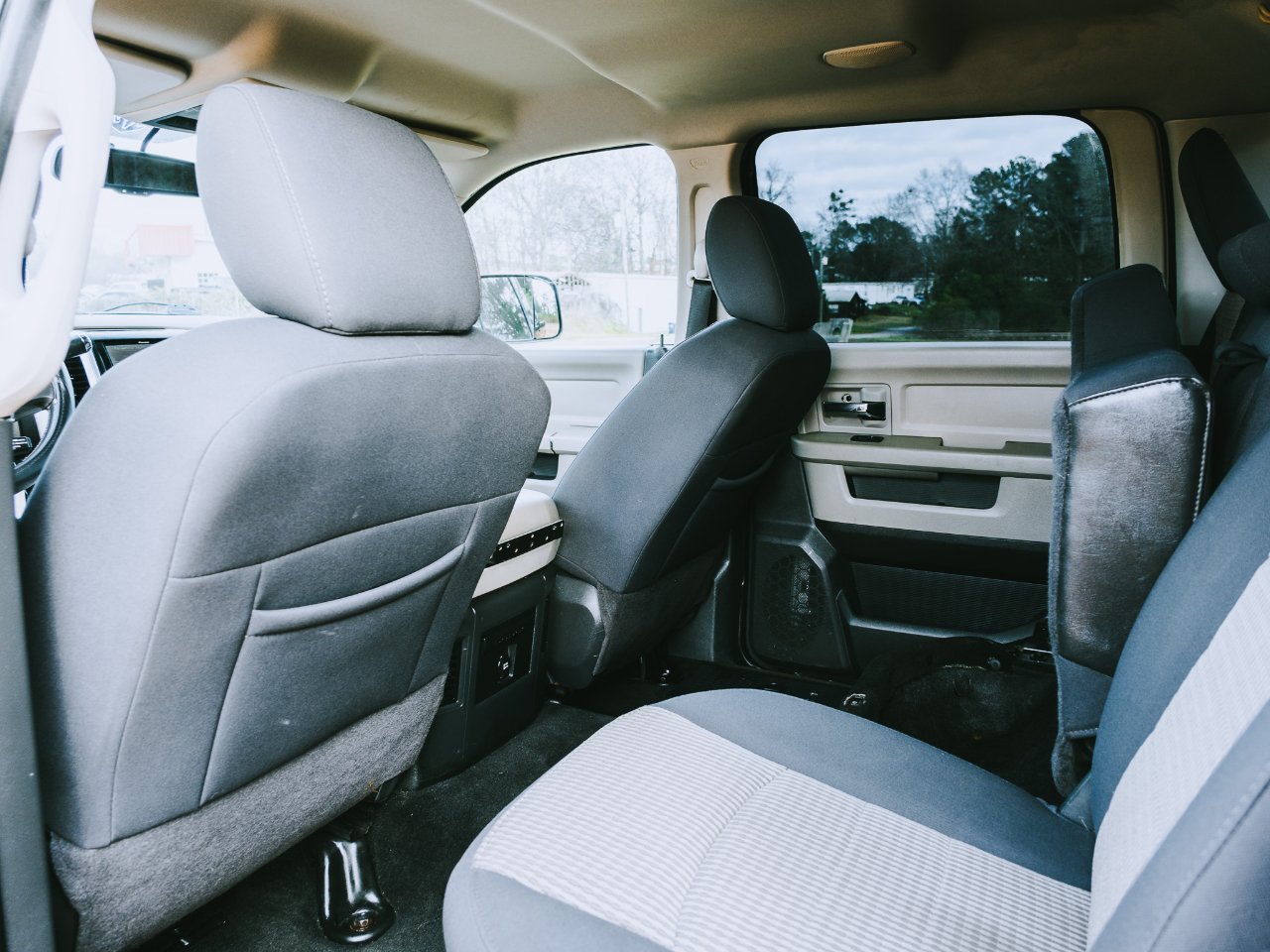 RAM 2500 Laramie Crew Cab LWB 4WD 2011