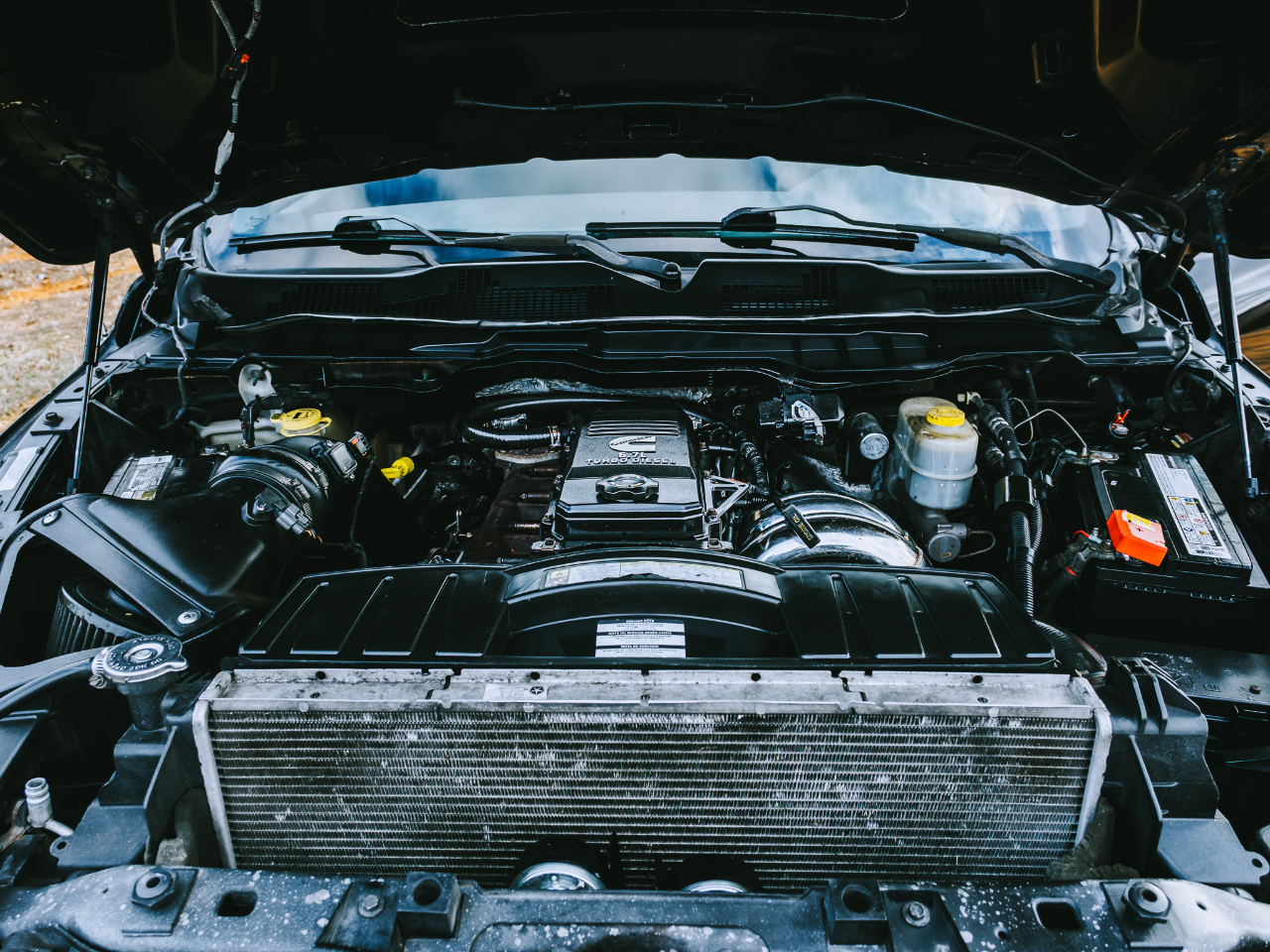 RAM 2500 Laramie Crew Cab LWB 4WD 2011