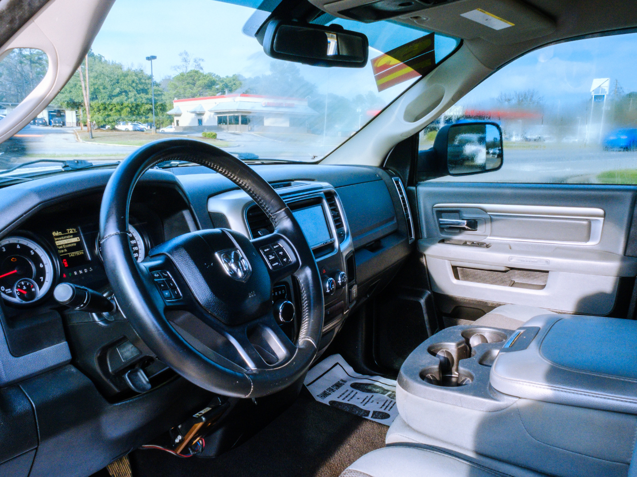 RAM 1500 SLT Quad Cab 2WD 2014