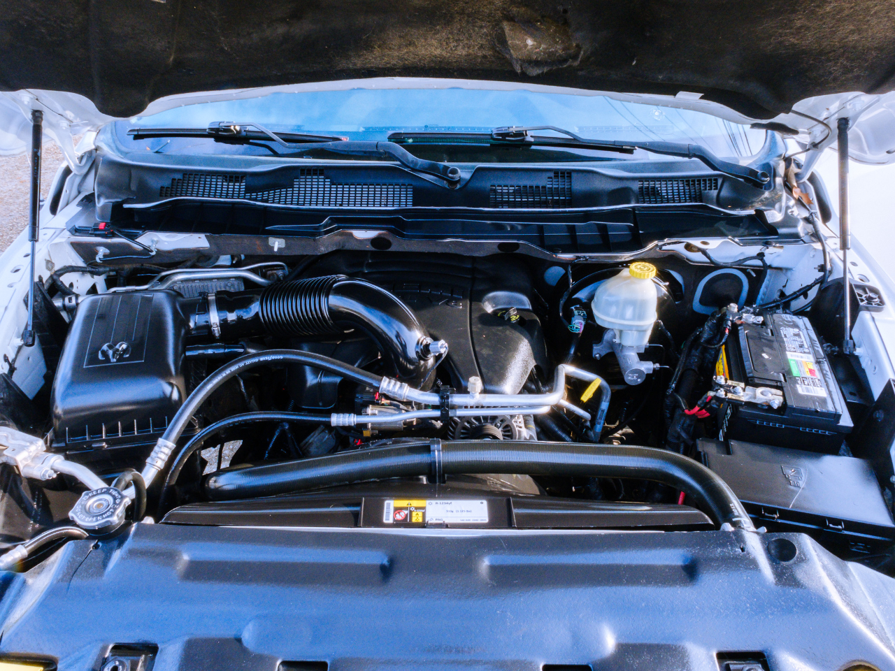 RAM 1500 SLT Quad Cab 2WD 2014