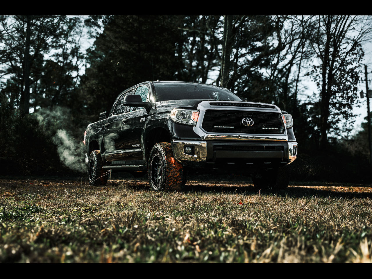 Toyota Tundra SR5 5.7L V8 FFV CrewMax 4WD 2015