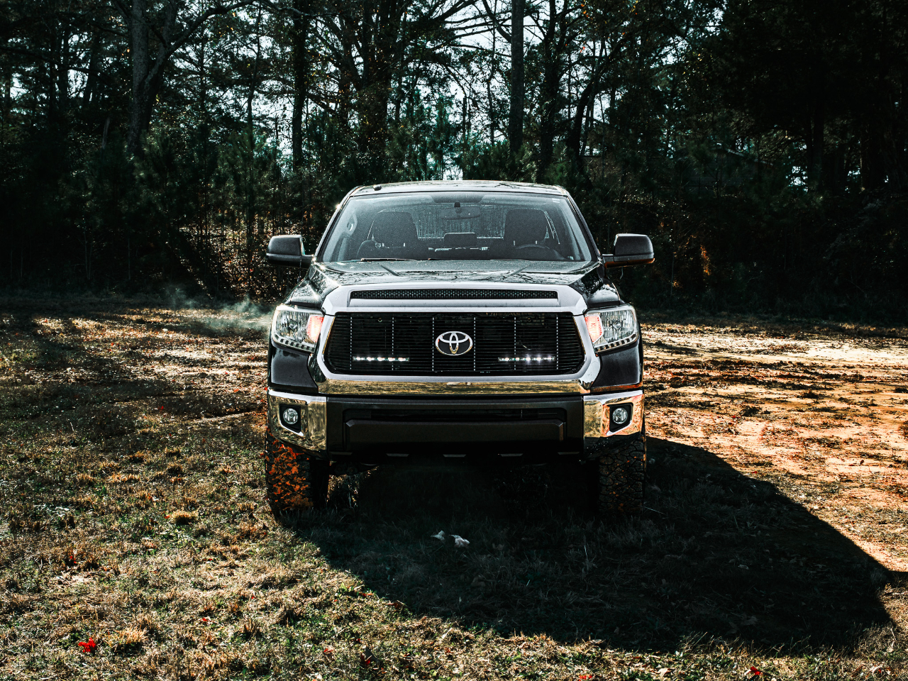 Toyota Tundra SR5 5.7L V8 FFV CrewMax 4WD 2015