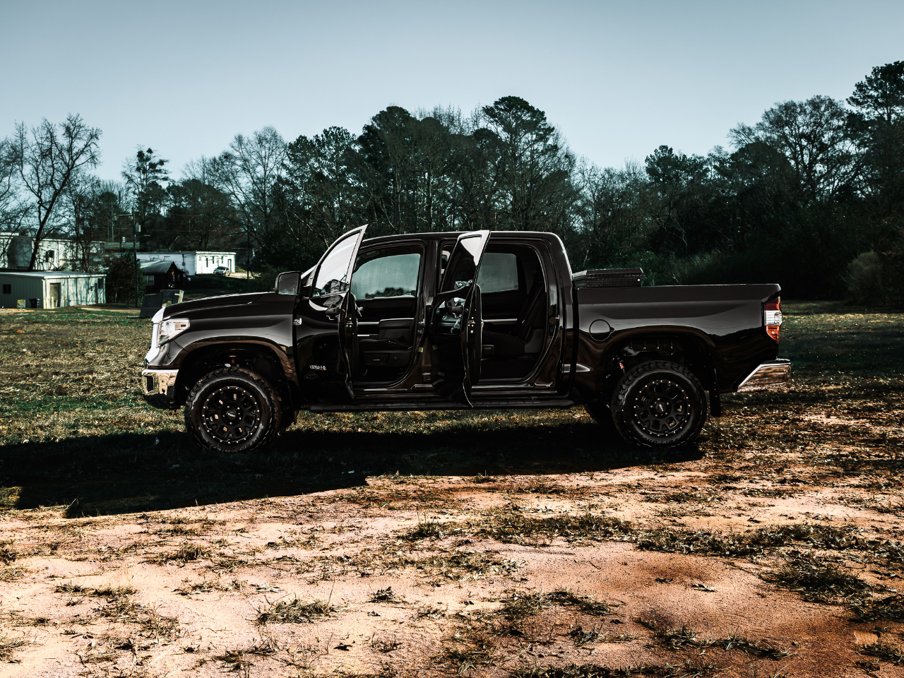 Toyota Tundra SR5 5.7L V8 FFV CrewMax 4WD 2015