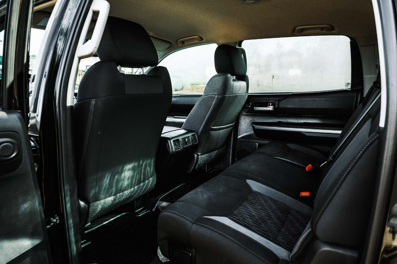 Toyota Tundra SR5 5.7L V8 FFV CrewMax 4WD 2015