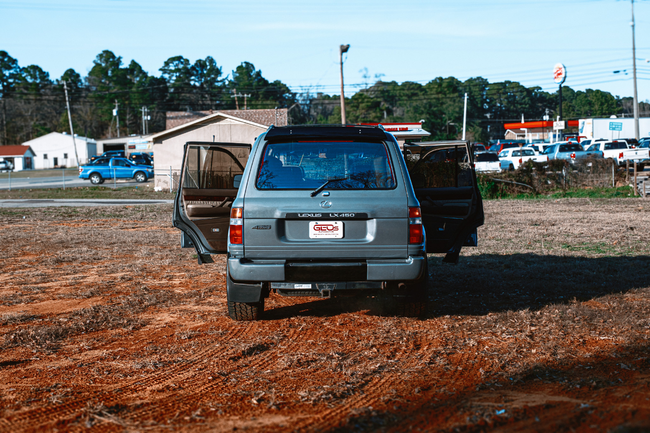 Lexus LX 450 Base 1996