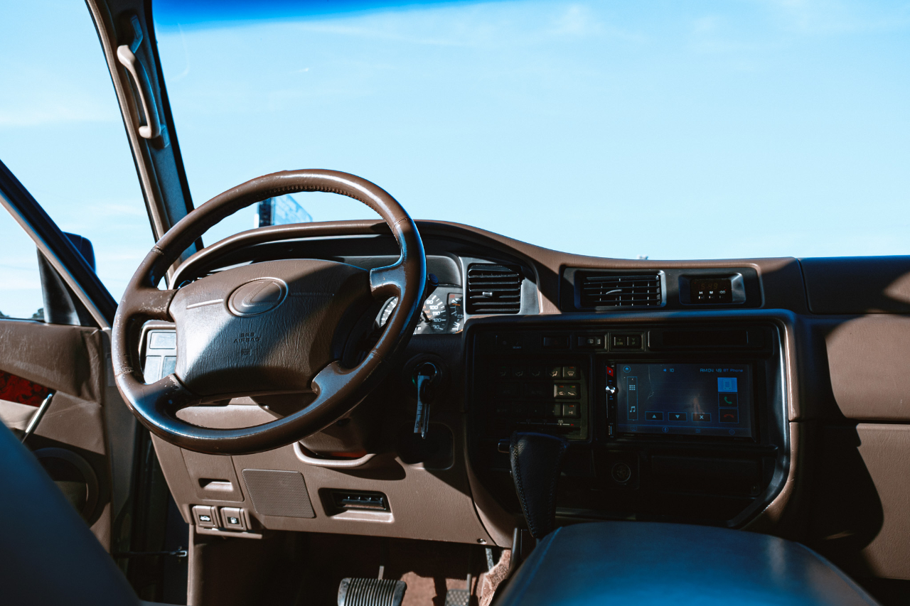 Lexus LX 450 Base 1996