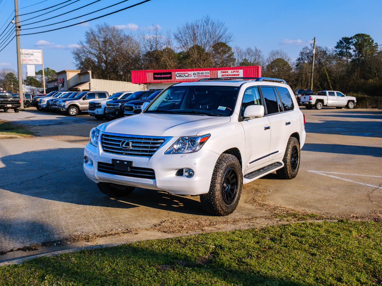 Lexus LX 570 Sport Utility 2011