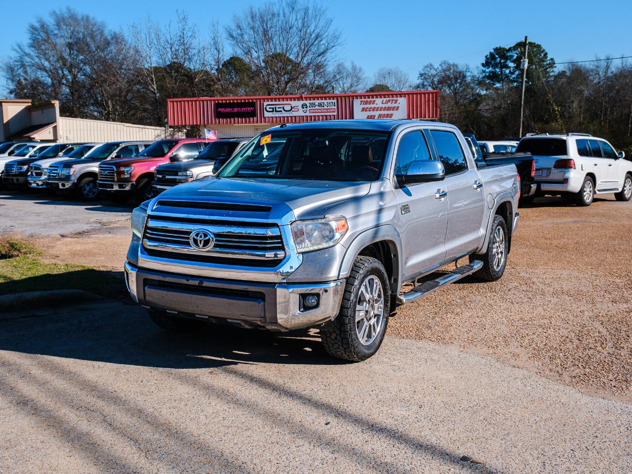 Toyota Tundra Platinum CrewMax 5.7L FFV 4WD 2016