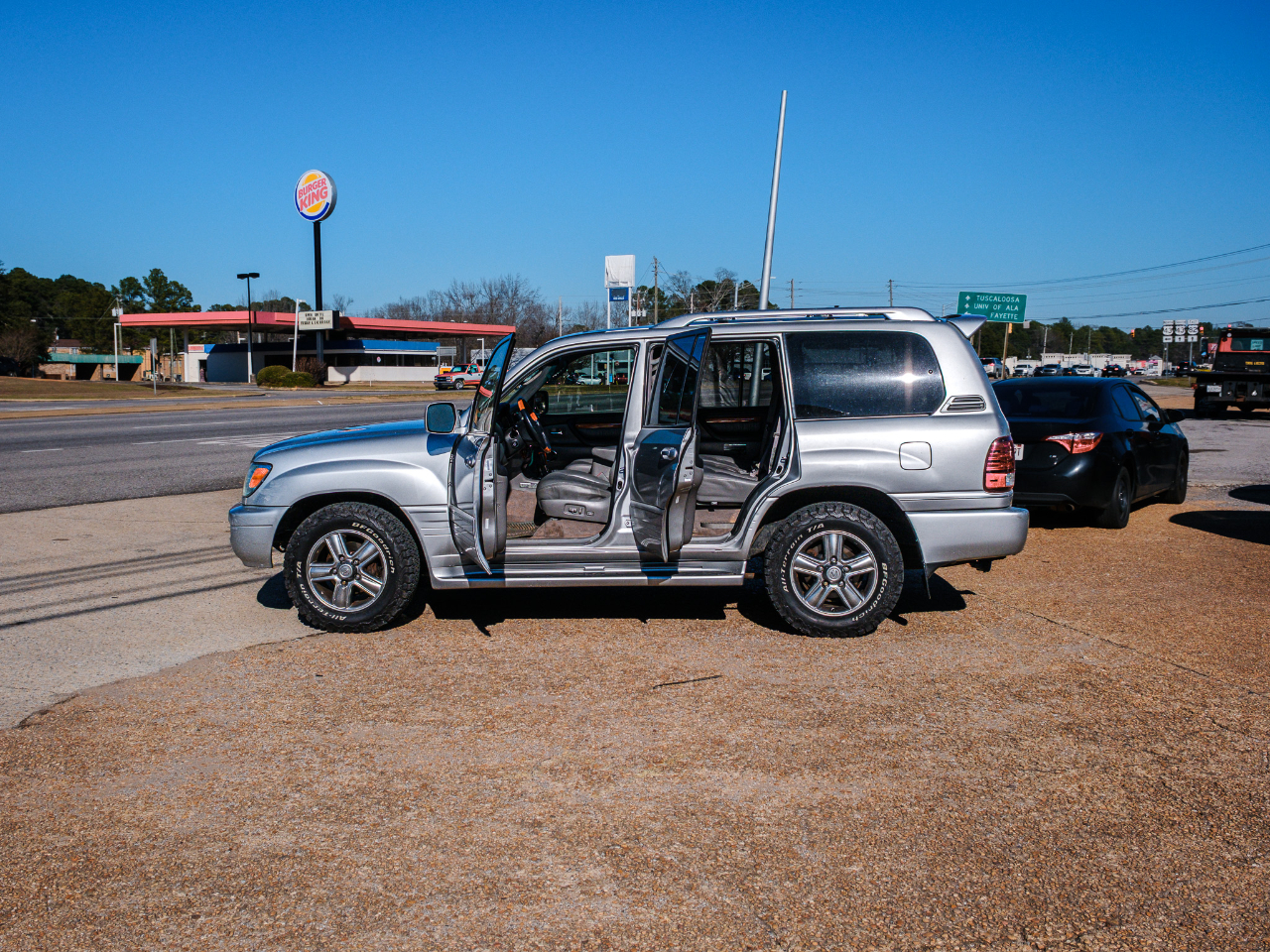 Lexus LX 470 Sport Utility 2006