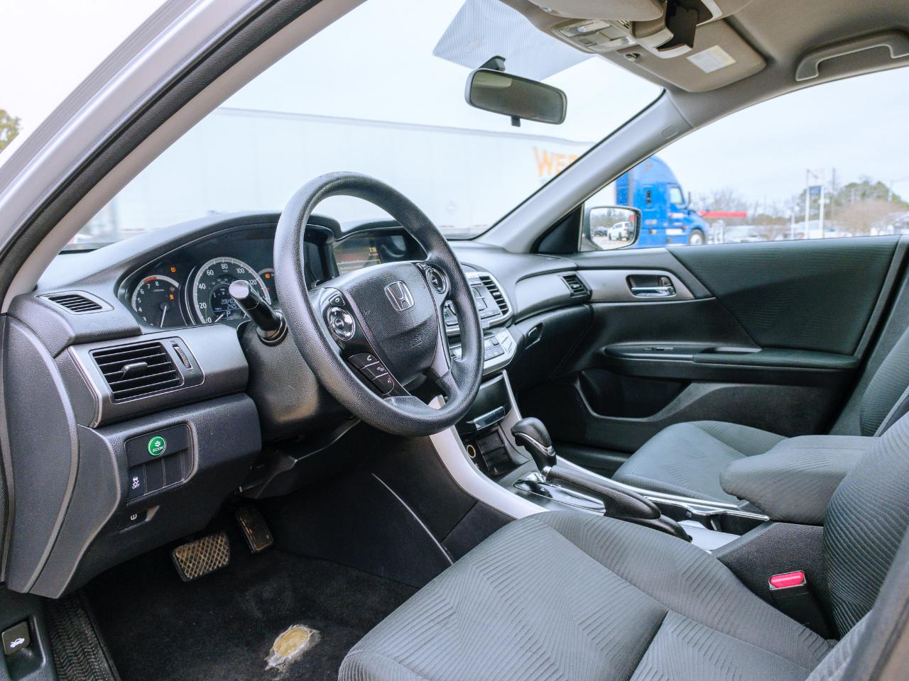 Honda Accord LX Sedan CVT 2014