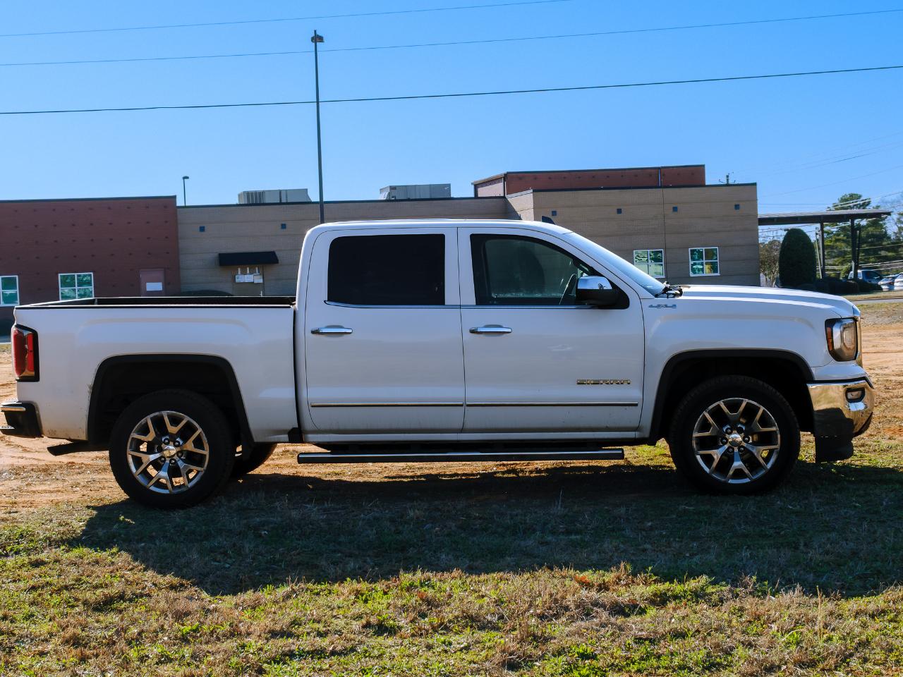 GMC Sierra 1500 SLT Crew Cab Short Box 4WD 2018