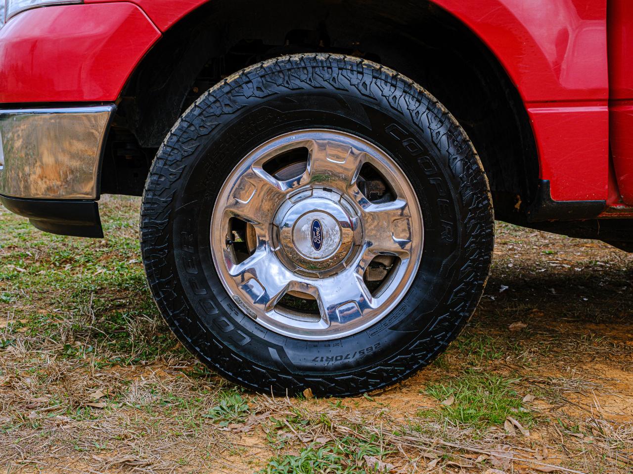 Ford F-150 Lariat SuperCrew 4WD 2004