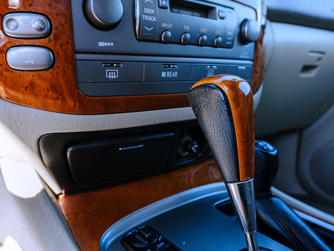 Lexus LX 470 Sport Utility 2006