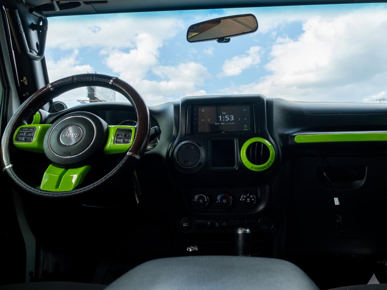 Jeep Wrangler Unlimited Sport 4WD 2013