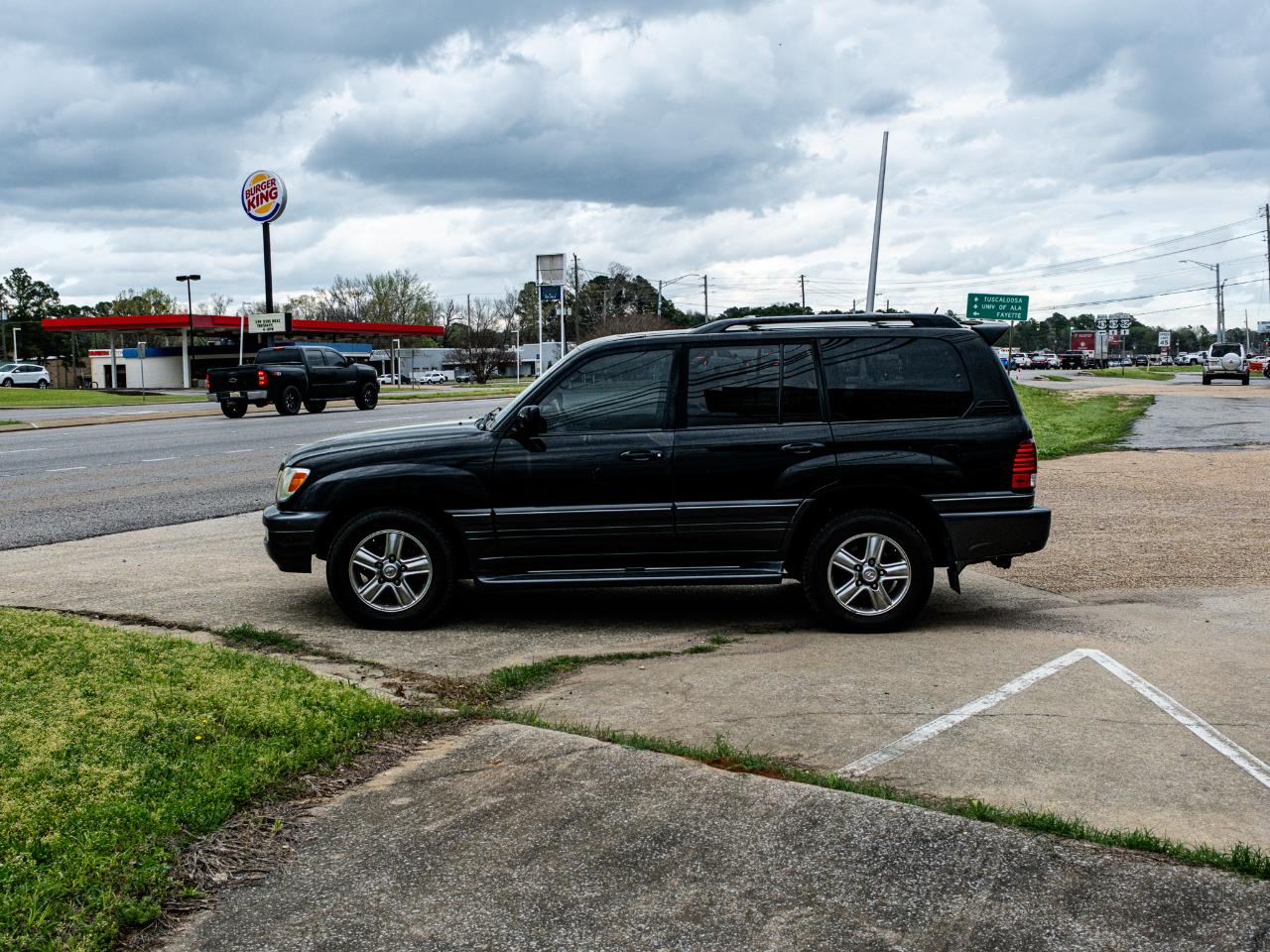 Lexus LX 470 Sport Utility 2007