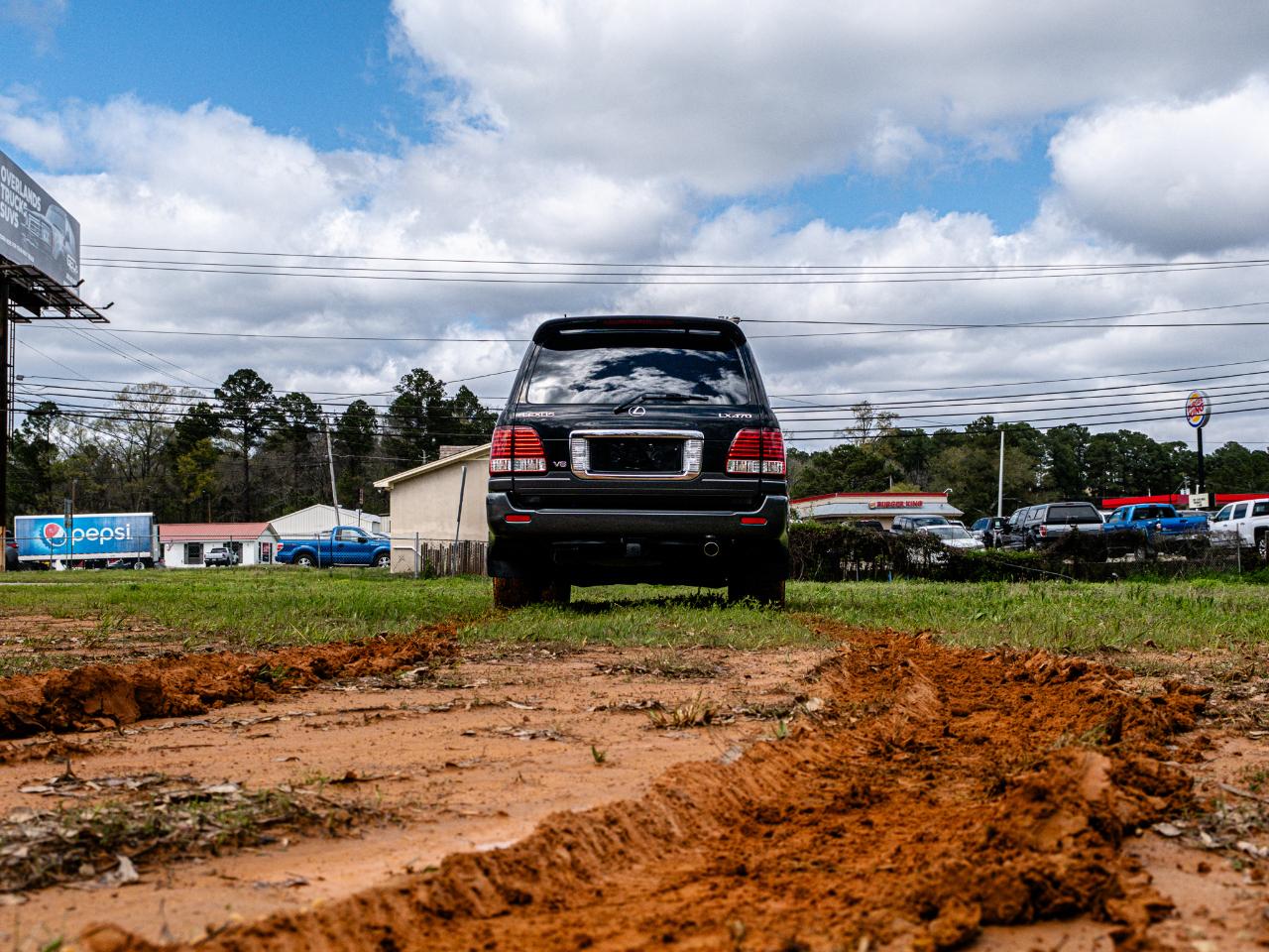 Lexus LX 470 Sport Utility 2007
