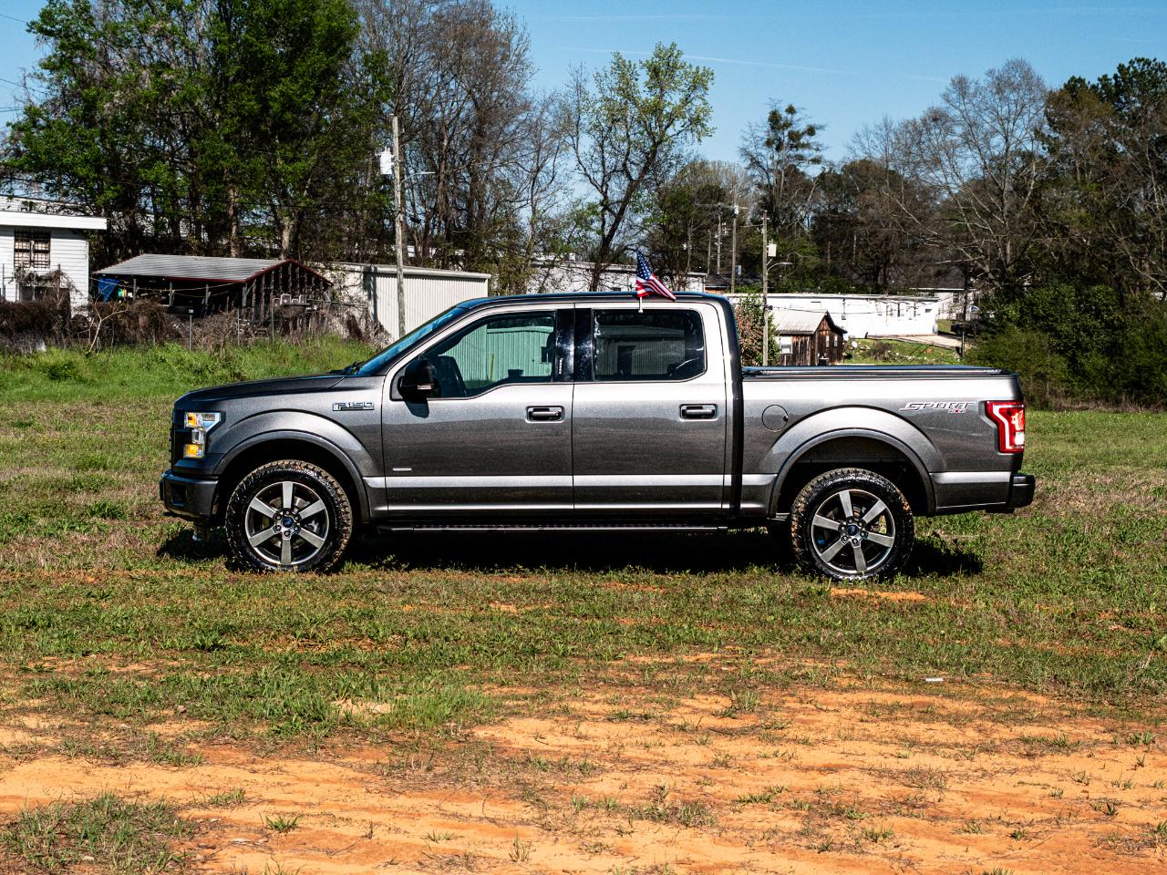 Ford F-150 Lariat SuperCrew 5.5-ft. Bed 4WD 2016