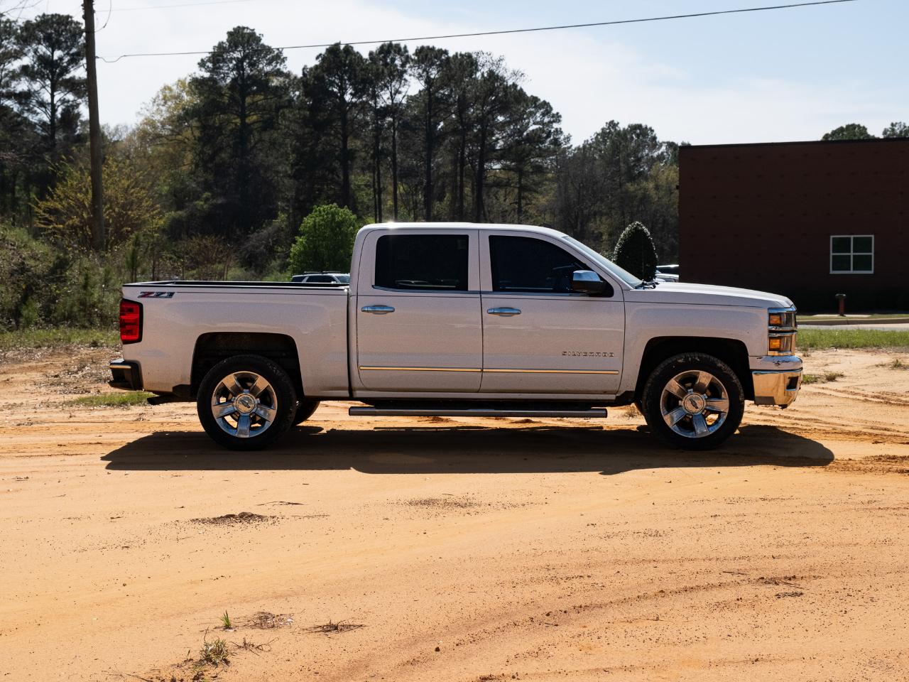 Chevrolet Silverado 1500 LTZ Crew Cab Long Box 4WD 2015