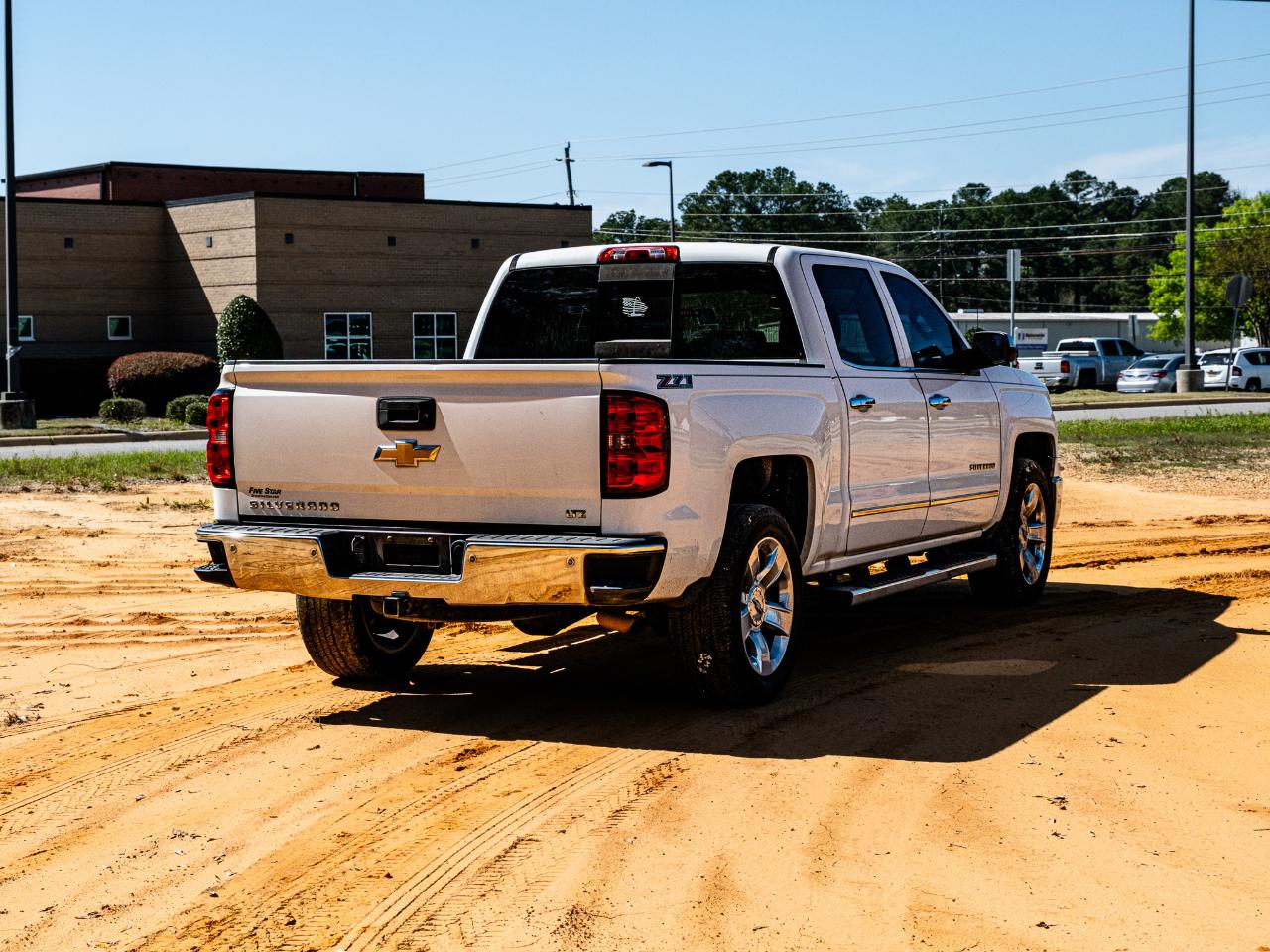 Chevrolet Silverado 1500 LTZ Crew Cab Long Box 4WD 2015