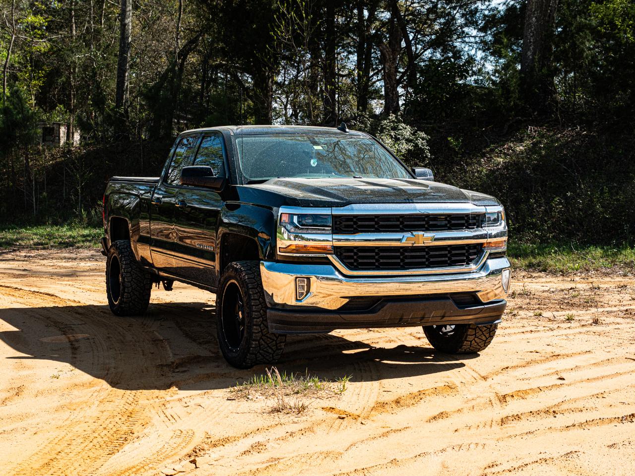Chevrolet Silverado 1500 LT Double Cab 2WD 2018