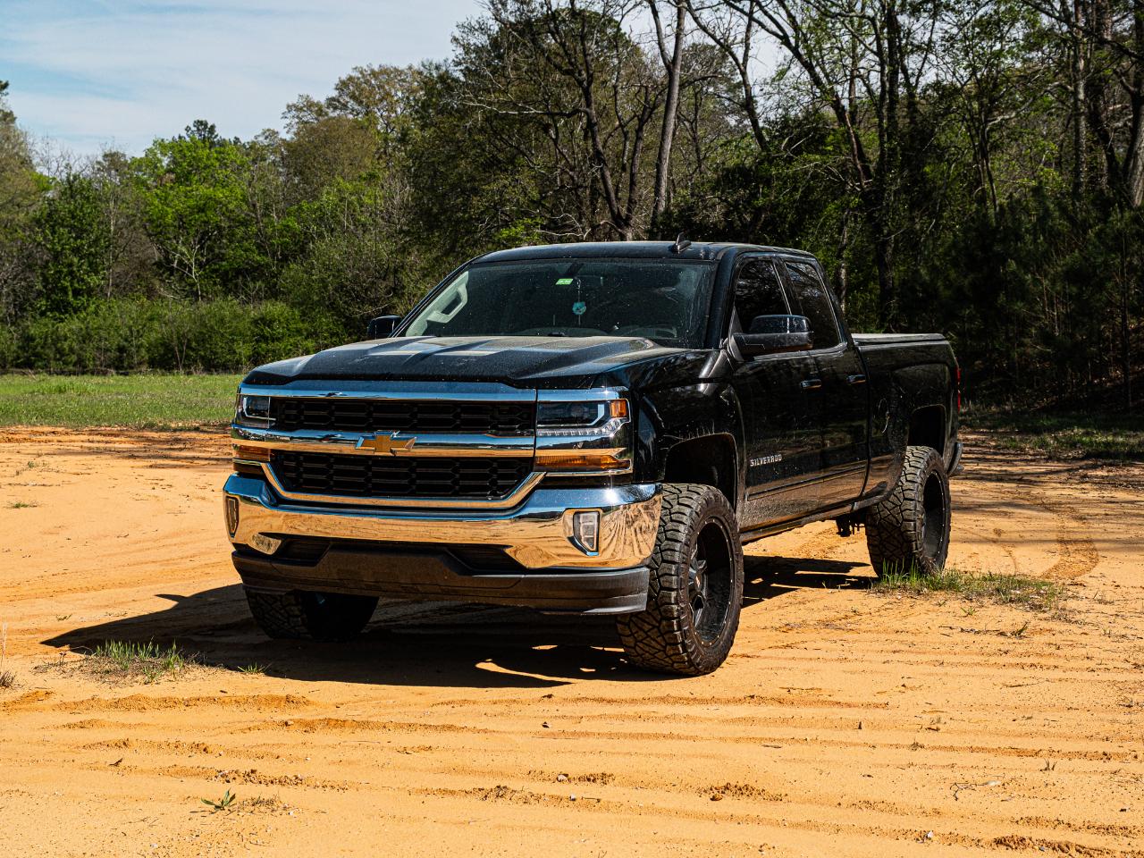 Chevrolet Silverado 1500 LT Double Cab 2WD 2018