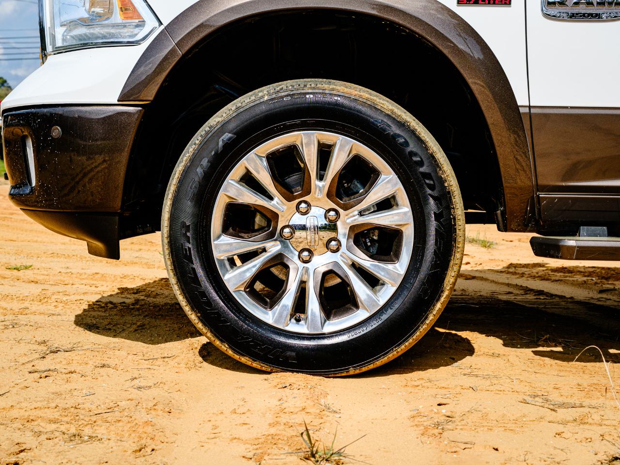 RAM 1500 Longhorn Crew Cab SWB 4WD 2017