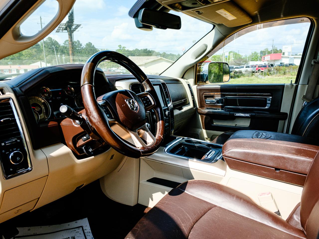 RAM 1500 Longhorn Crew Cab SWB 4WD 2017