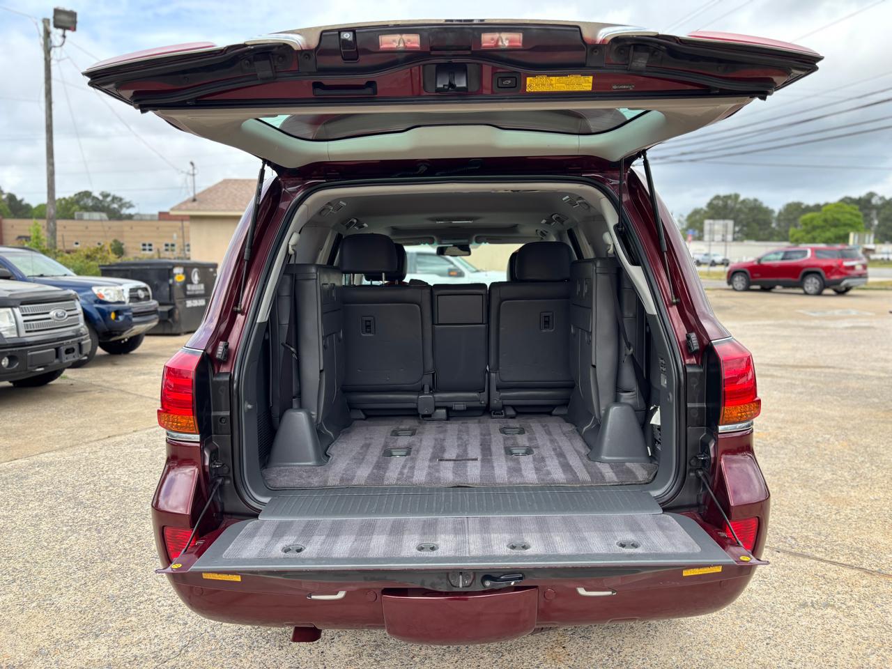 Lexus LX 570 Sport Utility 2008