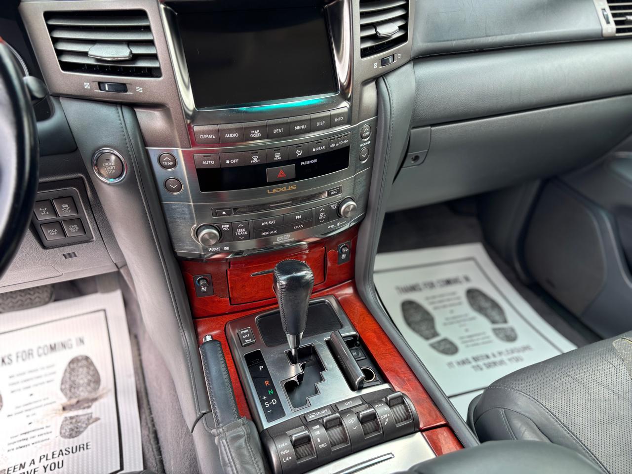 Lexus LX 570 Sport Utility 2008