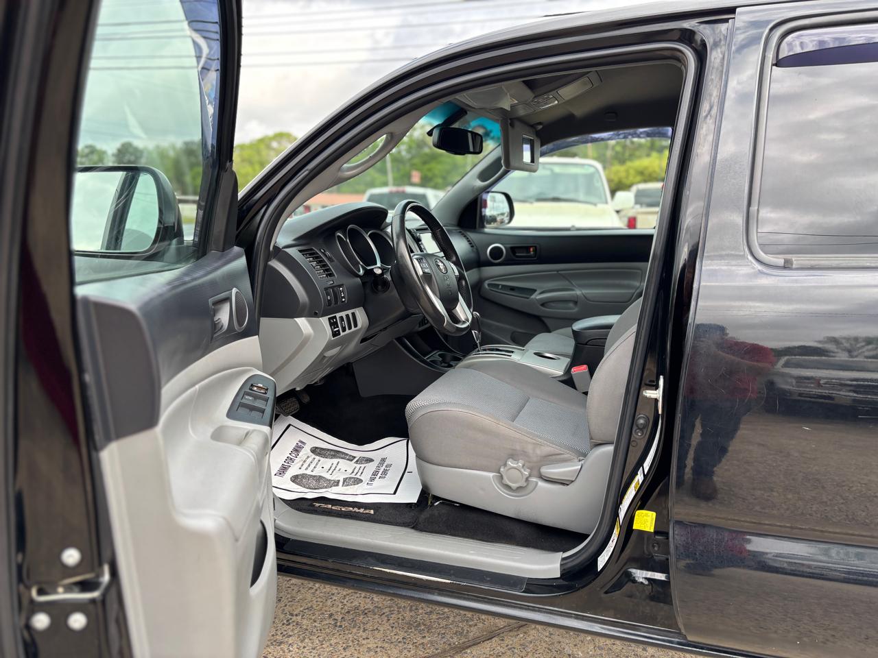 Toyota Tacoma PreRunner Double Cab V6 Auto 2WD 2013