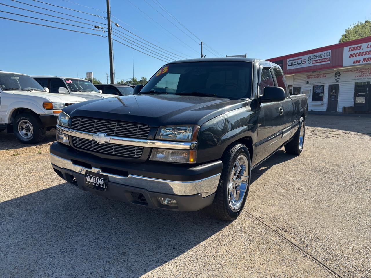 Chevrolet Silverado 1500 Ext. Cab Short Bed 2WD 2003