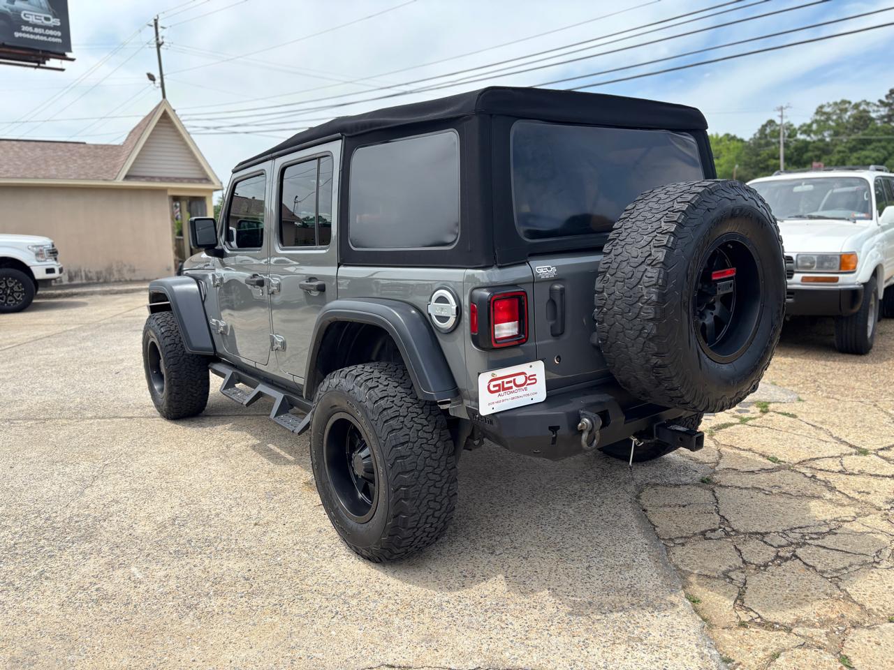 Jeep Wrangler Unlimited Sport 2019