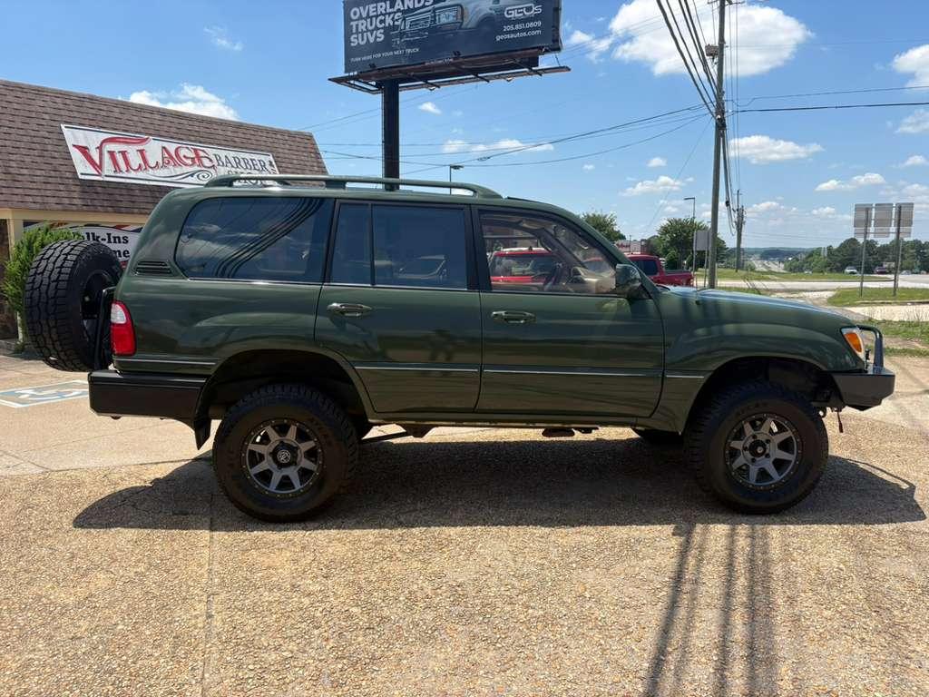 Lexus LX 470 Base 1998