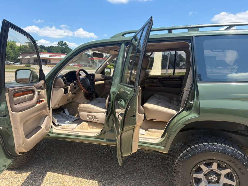 Lexus LX 470 Base 1998