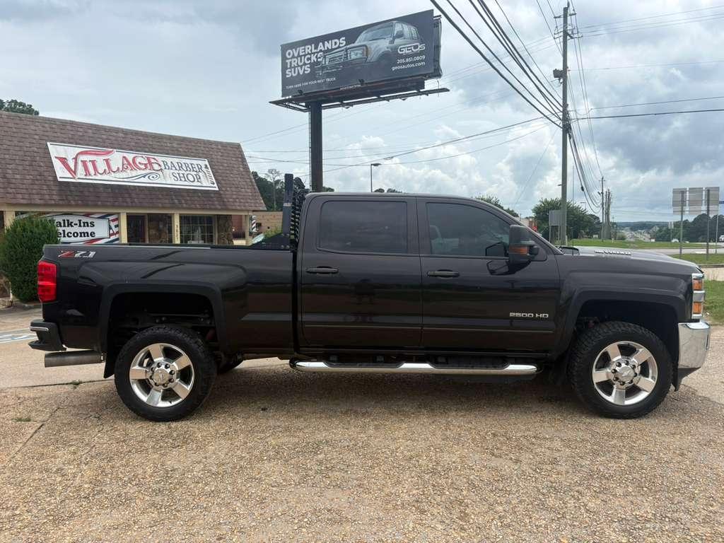 Chevrolet Silverado 2500HD LT Crew Cab Long Box 4WD 2019