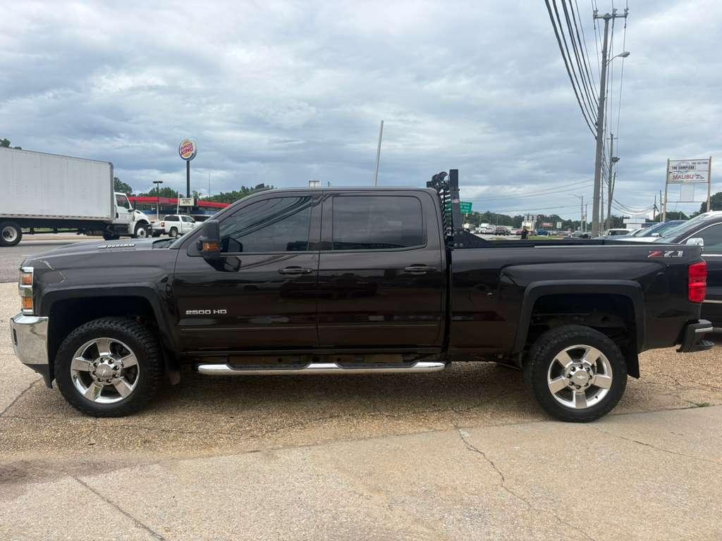 Chevrolet Silverado 2500HD LT Crew Cab Long Box 4WD 2019