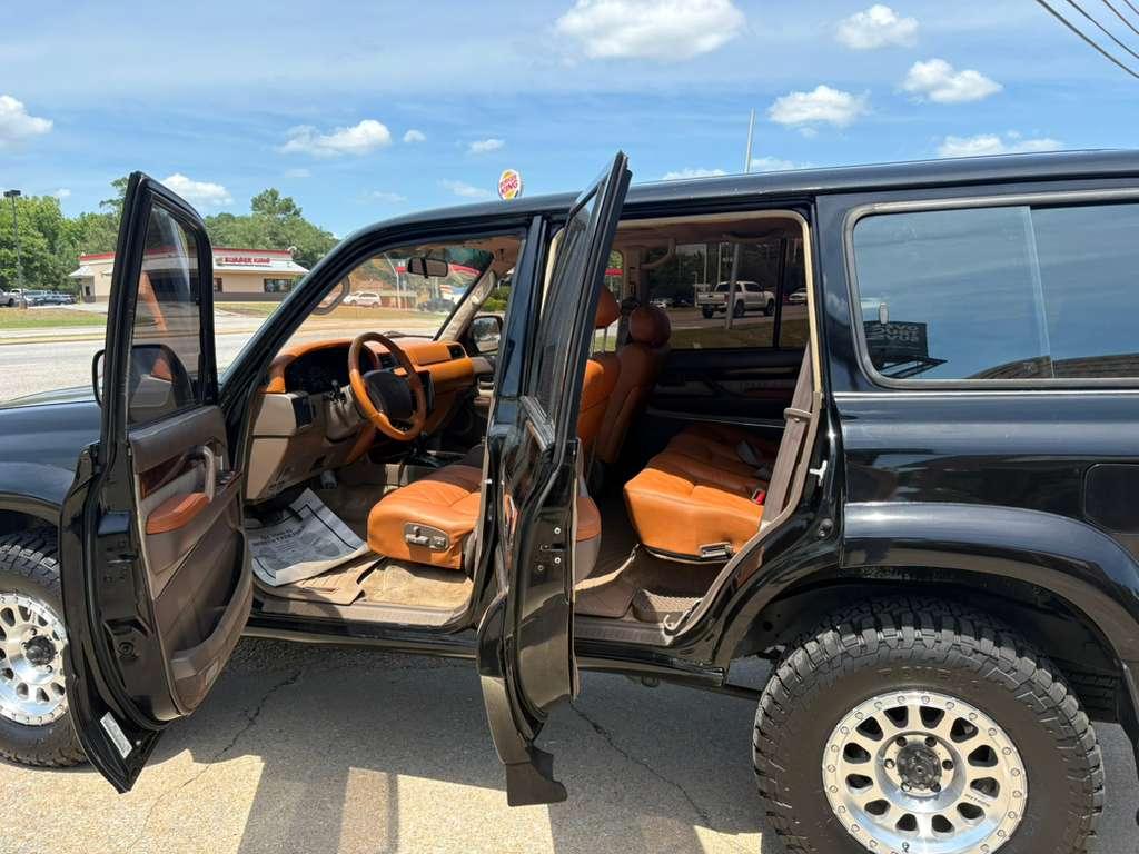 Lexus LX 450 Base 1997