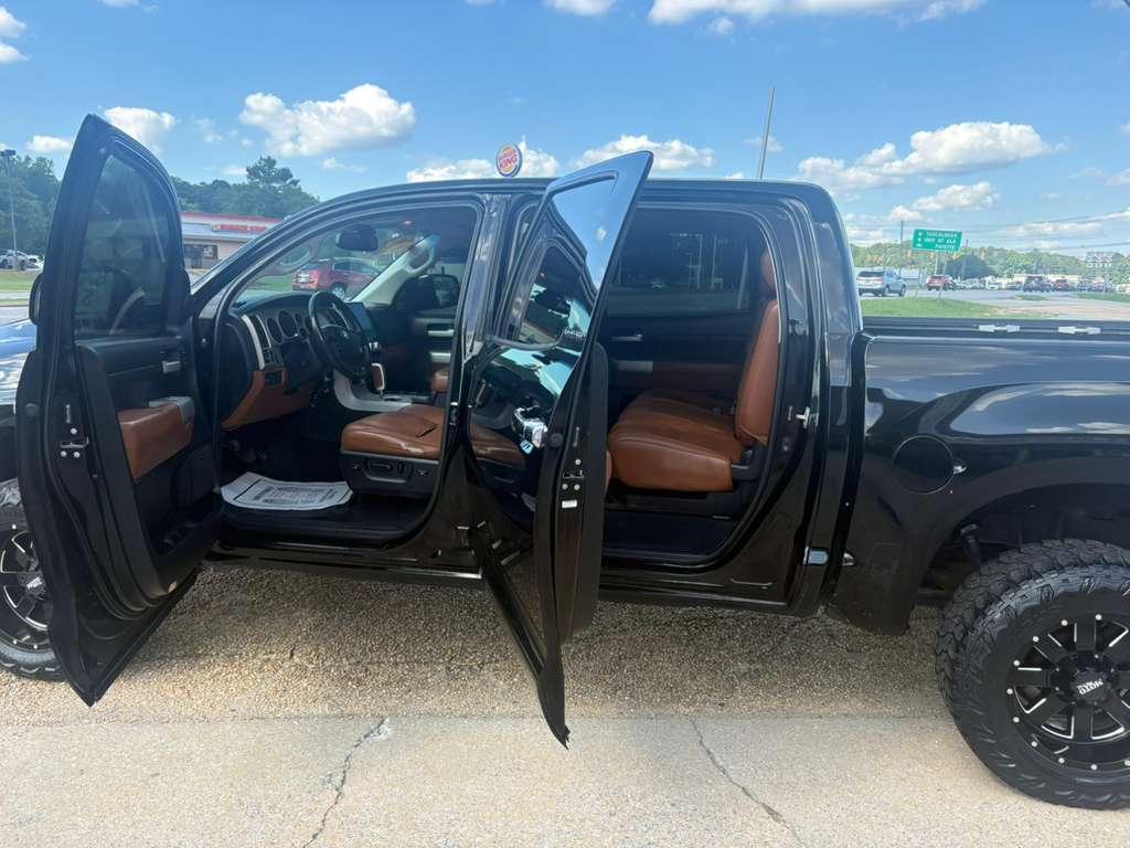 Toyota Tundra Limited CrewMax 6AT 4WD 2007