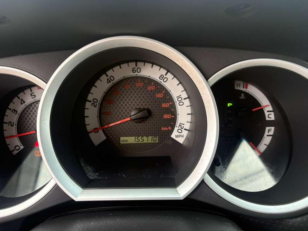 Toyota Tacoma PreRunner Double Cab V6 Auto 2WD 2012