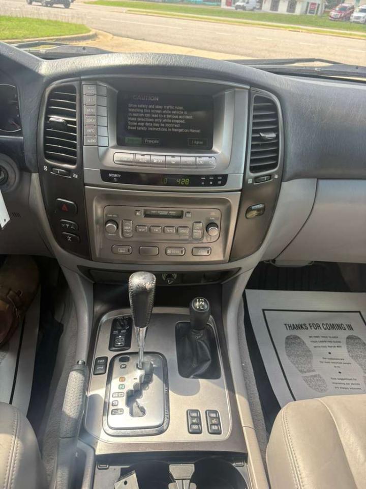 Toyota Land Cruiser 4WD 2006