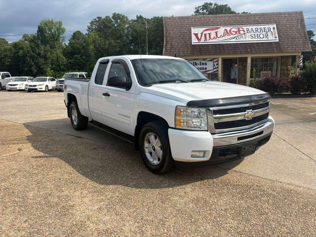 Chevrolet Silverado 1500 LT Ext. Cab Long Box 4WD 2011